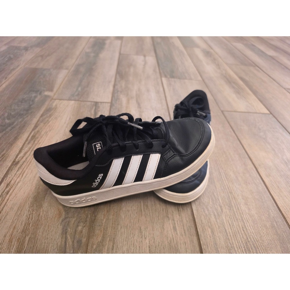 Adidas Kids Black White Low Top Lace Up Sneakers Three Stripe Shoes Size 5 Y